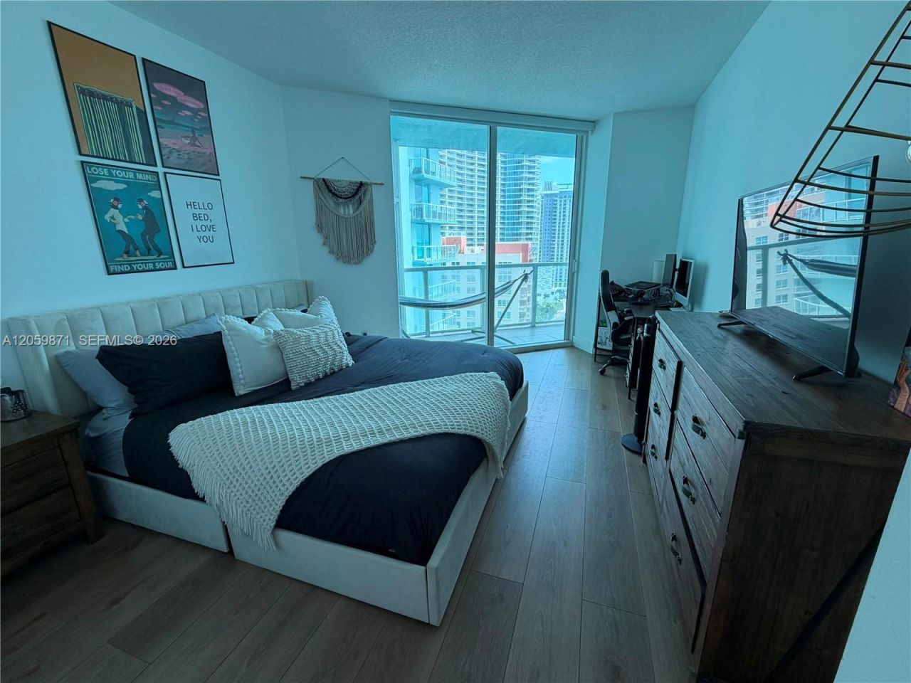 1900 N Bayshore Dr, Unit 1608, Miami, FL 33132 Photo