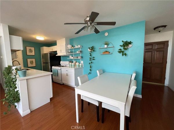5700 Etiwanda Avenue, Unit 282, Tarzana, CA 91356