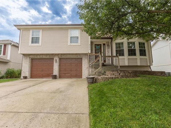 111 NW 114th Terrace, Kansas City, MO 64155