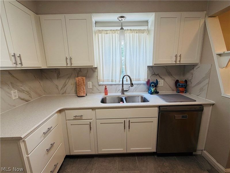 4137 David Avenue NW, Canton, OH 44709 Photo 7