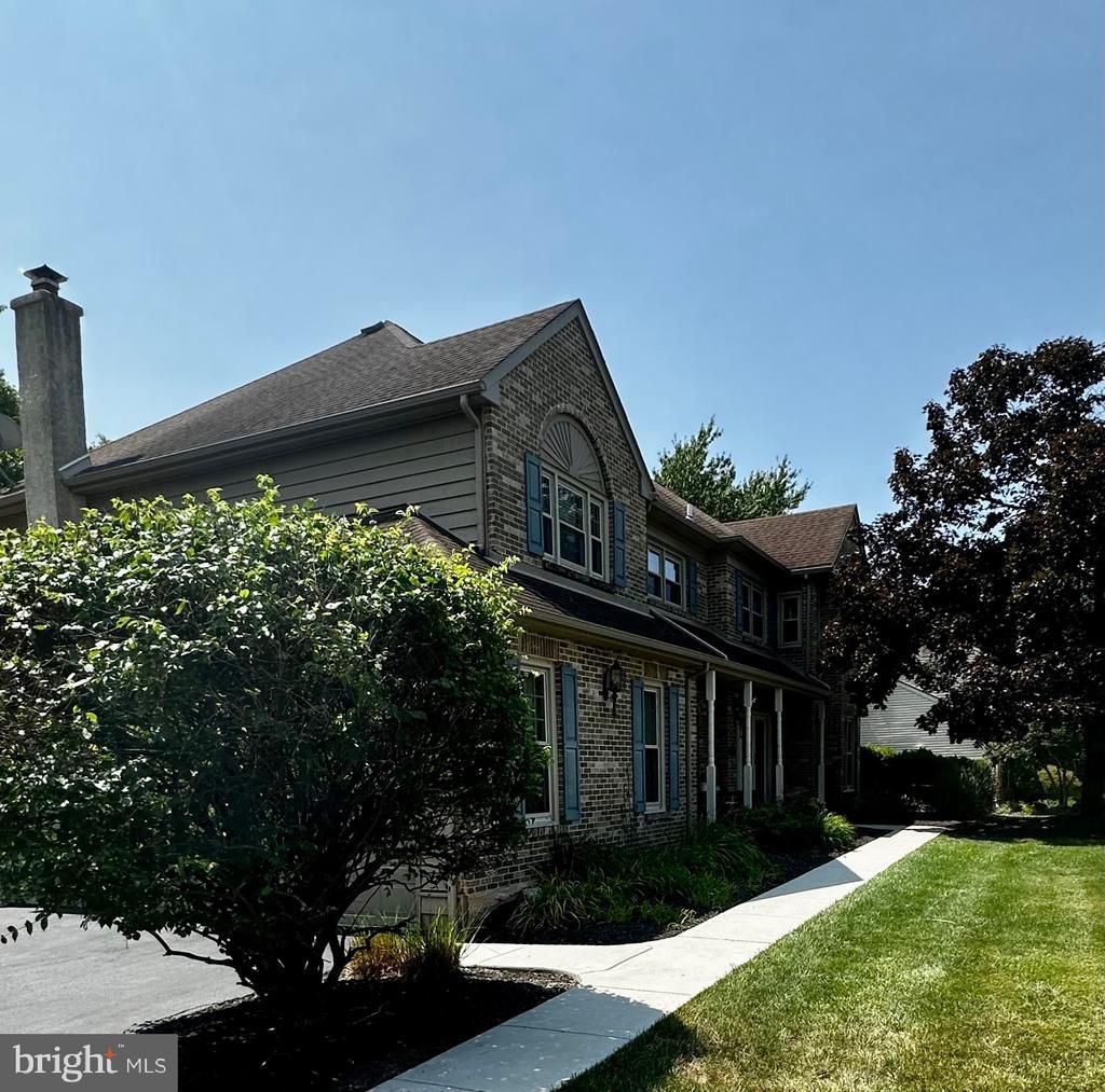 970 CLOVER COURT, BLUE BELL, PA 19422