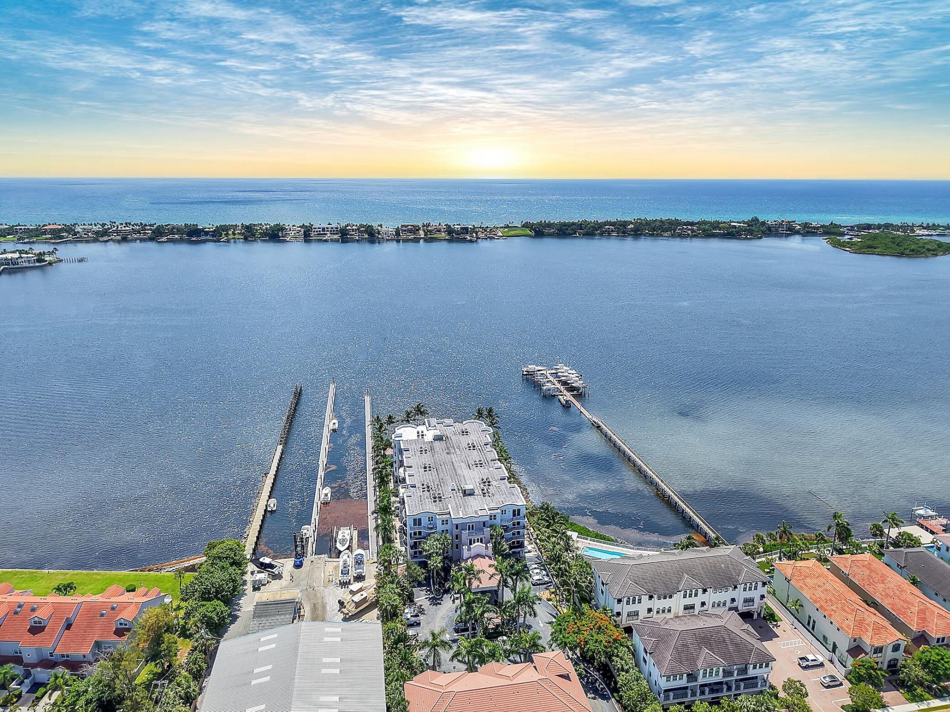 2700 N Federal Highway, Unit 401, Boynton Beach, FL 33435 Photo
