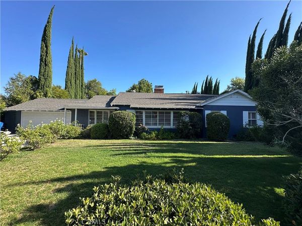 15742 Vose, Los Angeles, CA 91406