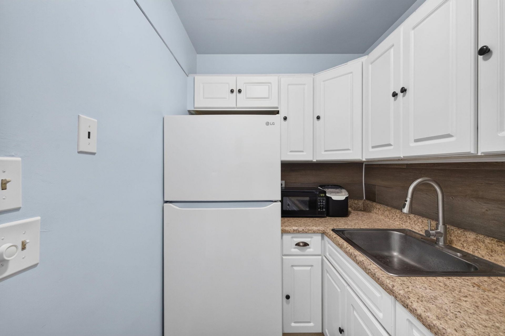 1821 NE 62nd Street, Unit 312, Fort Lauderdale, FL 33308 Photo