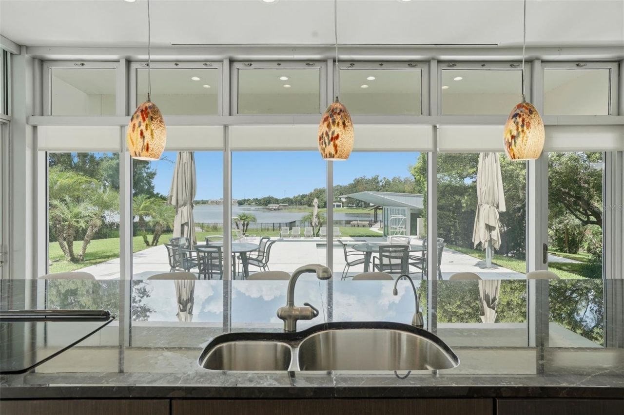 2821 Linthicum Place, Tampa, FL 33618 Photo