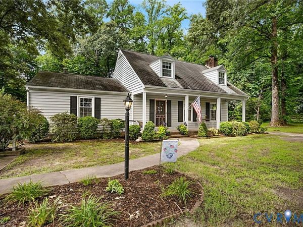282 Garnett Hill Drive , Urbanna, VA 23175