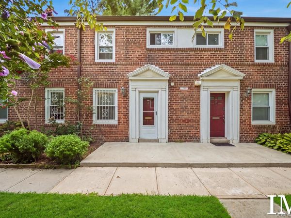 147-47 Charter Road, Unit 22 B, Briarwood, NY 11435