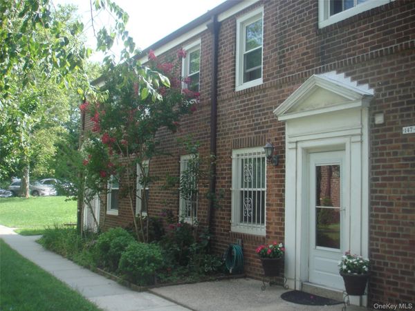 147-47 Charter, Unit 22 B, Briarwood, NY 11435
