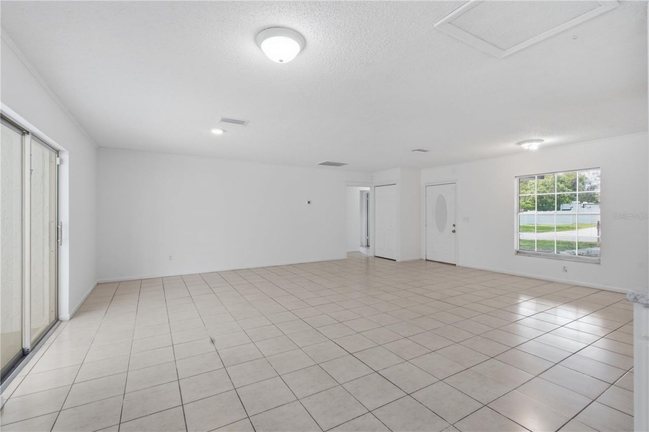 604 Royal Crest Drive , Brandon, FL 33511 Photo
