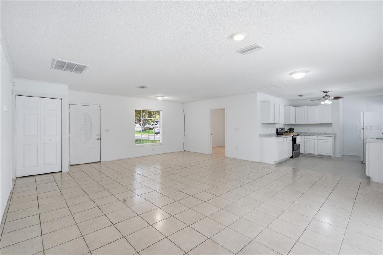 604 Royal Crest Drive , Brandon, FL 33511 Photo