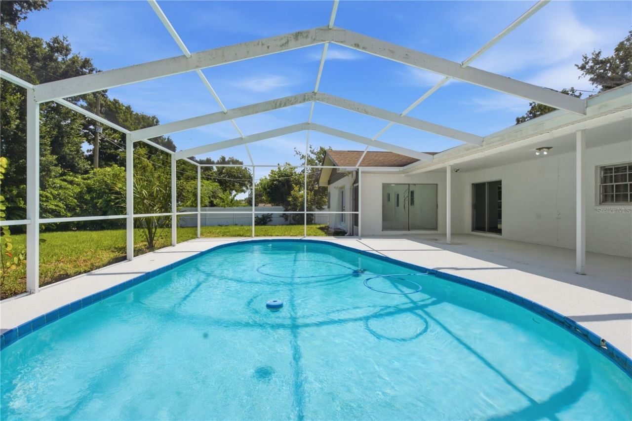 604 Royal Crest Drive , Brandon, FL 33511 Photo