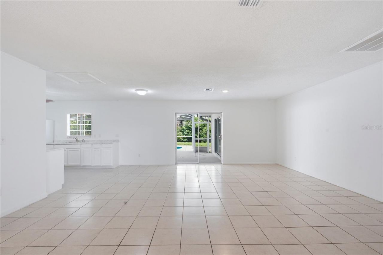 604 Royal Crest Drive , Brandon, FL 33511 Photo