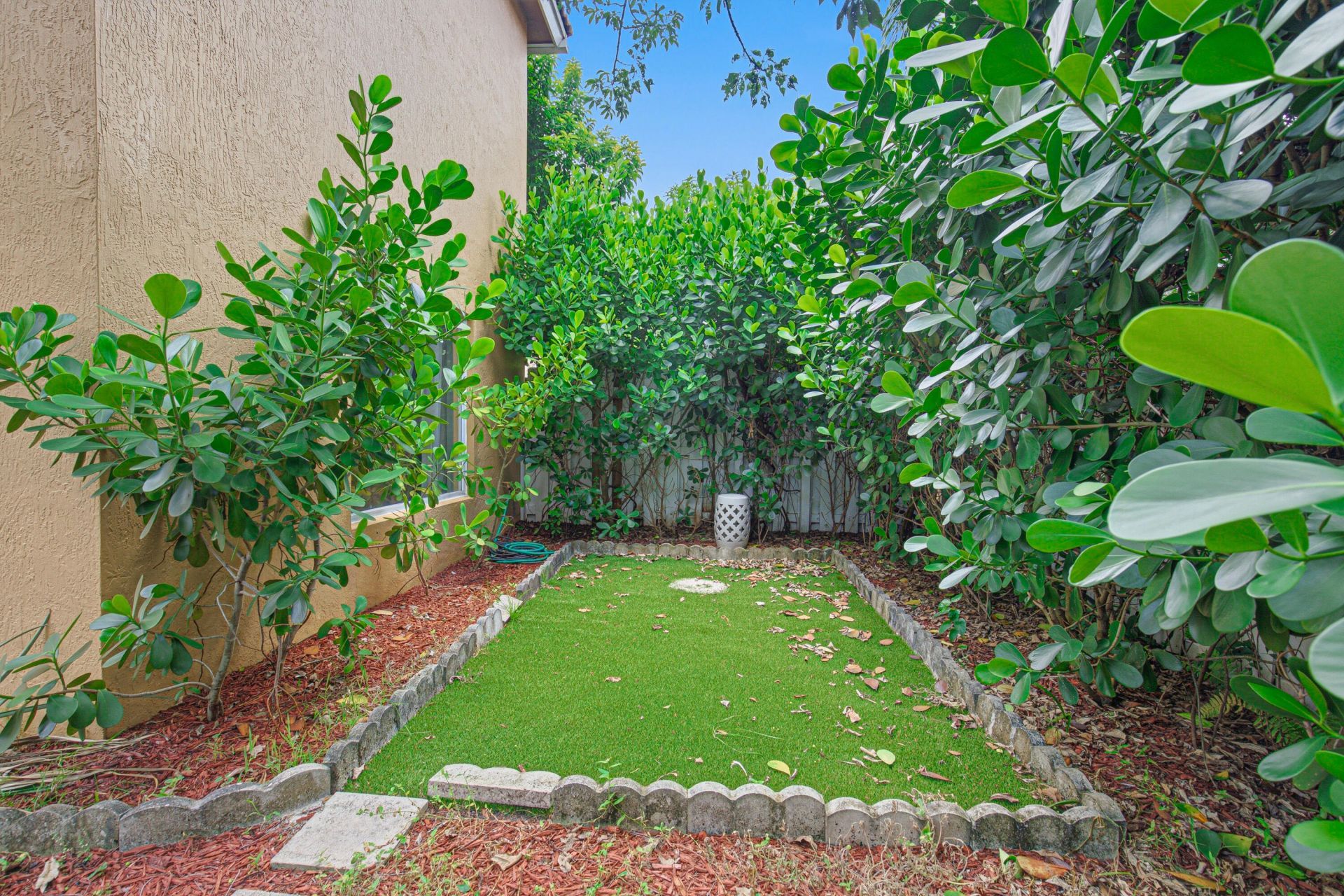 6933 Desert Inn Terrace, Lake Worth, FL 33463 Photo