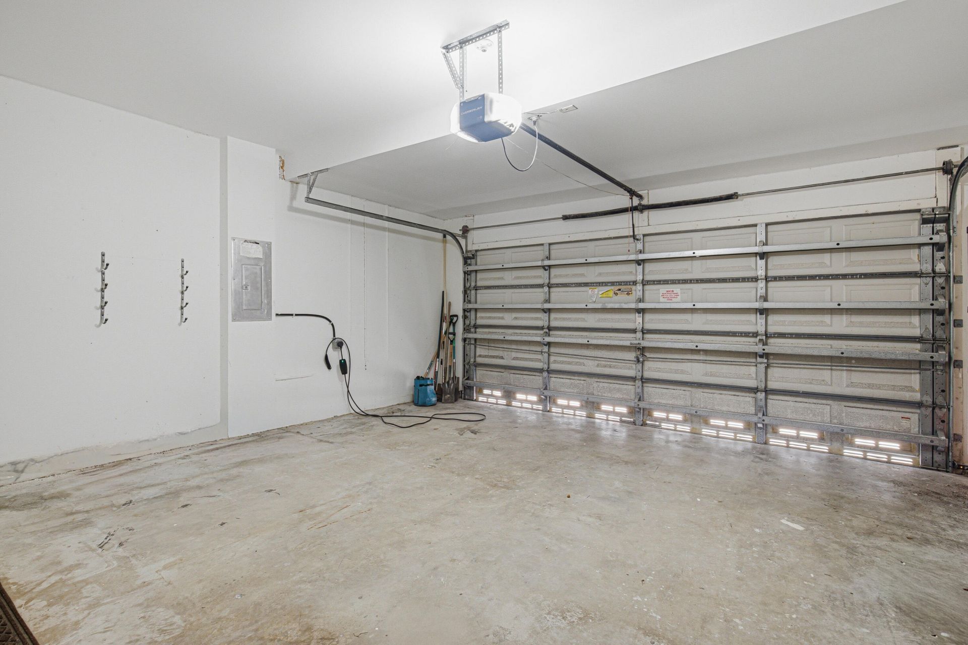 6933 Desert Inn Terrace, Lake Worth, FL 33463 Photo