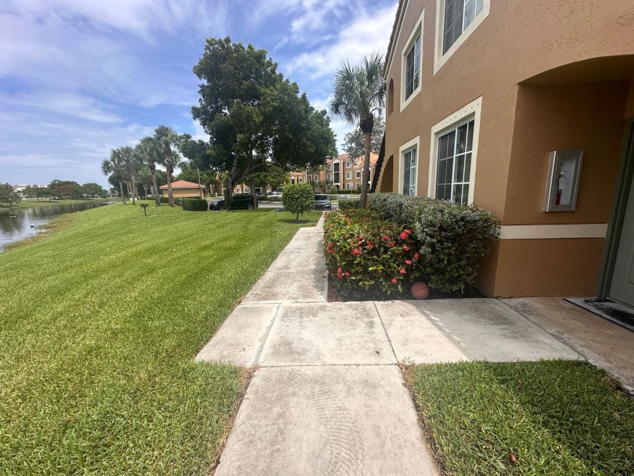 7950 N Nob Hill Road, Unit 108, Tamarac, FL 33321 Photo