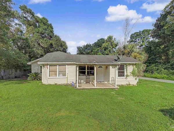 197 Hudson St, Crestview, FL 32536