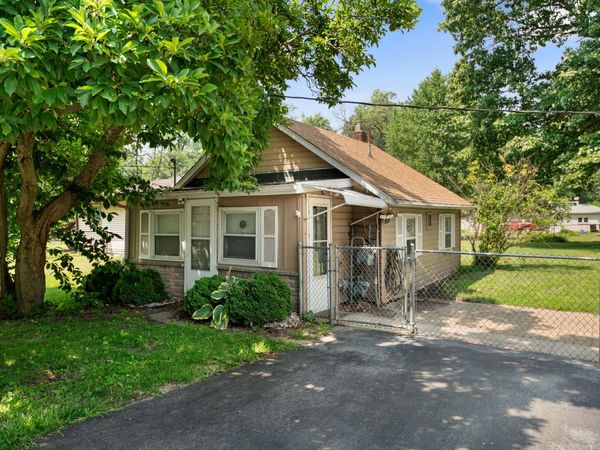 5628 Evergreen Avenue , Portage, IN 46368