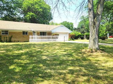 3365 Valleston Parkway, Toledo, OH 43607