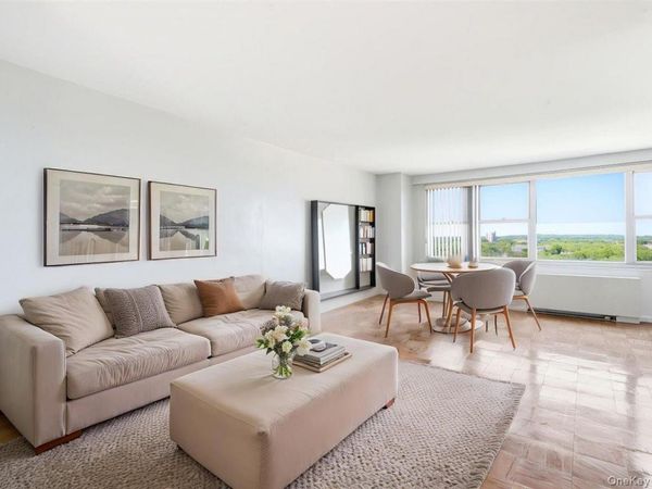 70-25 Yellowstone Boulevard , Unit 15P, Forest Hills, NY 11375