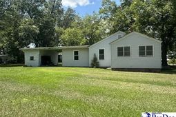317 E Bamberg St photo 4