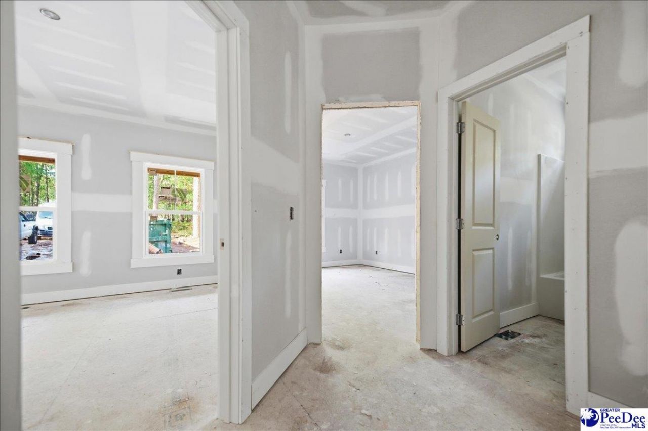 306 Westover Drive Photo 18