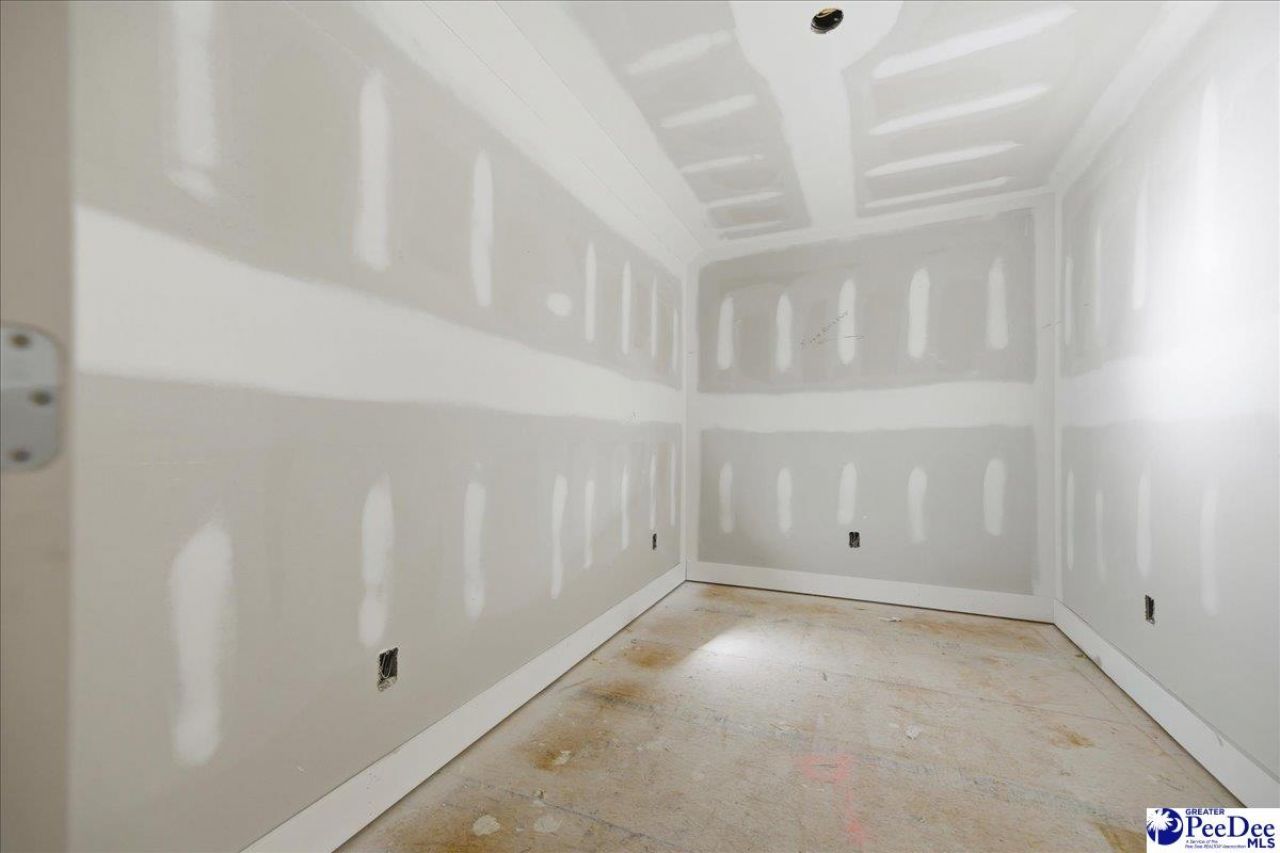 306 Westover Drive Photo 27