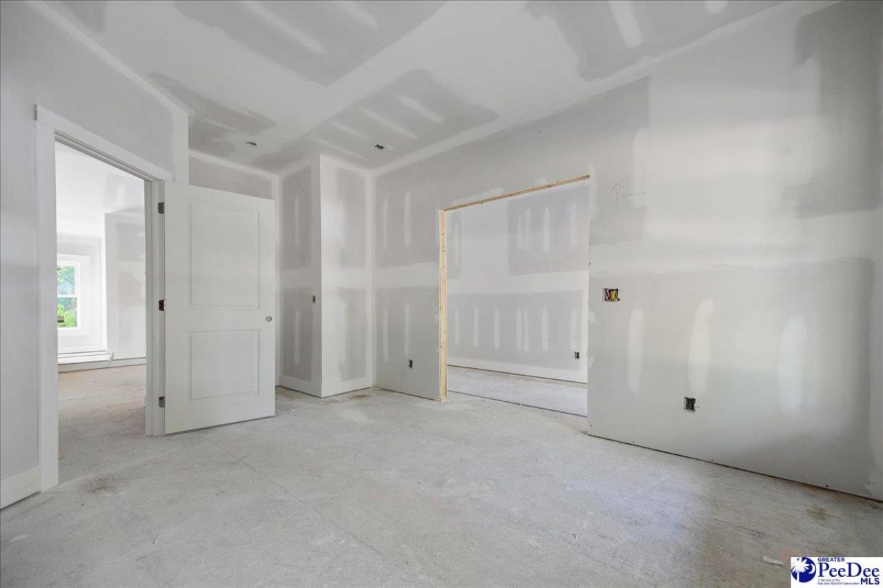 306 Westover Drive Photo 7