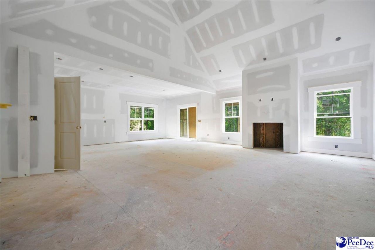306 Westover Drive Photo 8