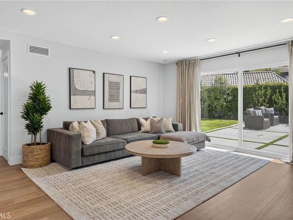 3124 Trinity, Costa Mesa, CA 92626