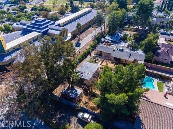 16326 Nordhoff Street, North Hills, CA 91343