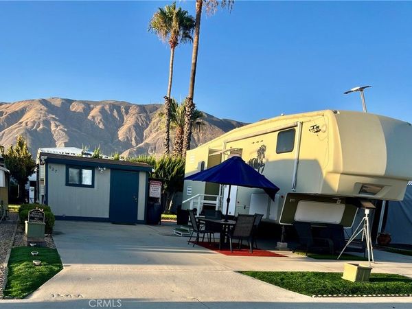 827 Deerwood Drive, San Jacinto, CA 92583