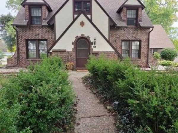 175 S Ridgeway Drive, Battle Creek, MI 49015