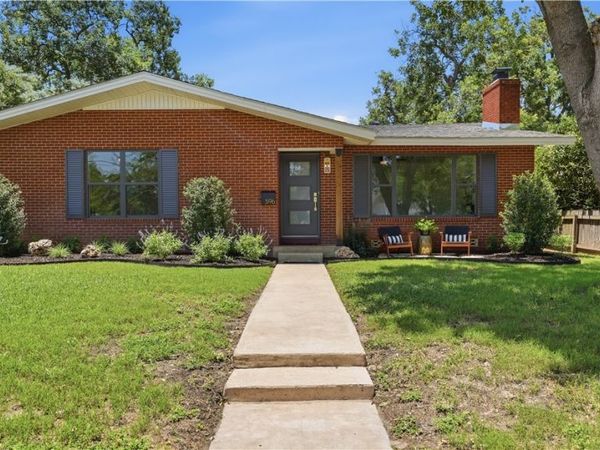 596 Willow Avenue , New Braunfels, TX 78130