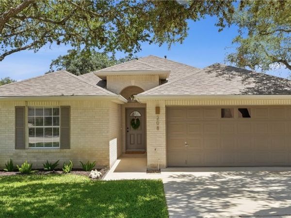 208 Bonner Boulevard , New Braunfels, TX 78130