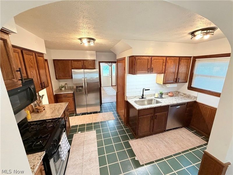 963 Warren Avenue , Niles, OH 44446 Photo 28