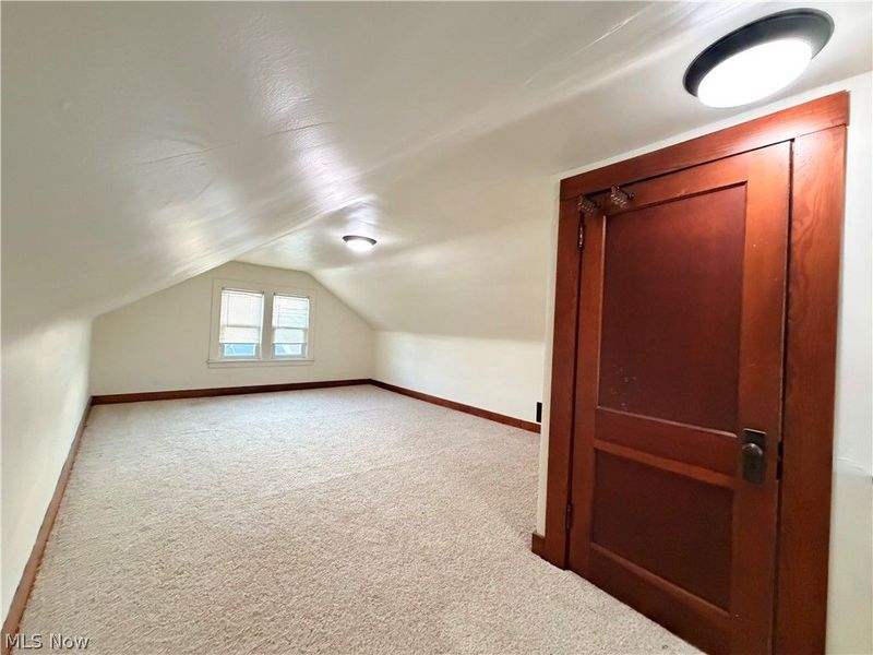 963 Warren Avenue , Niles, OH 44446 Photo 46