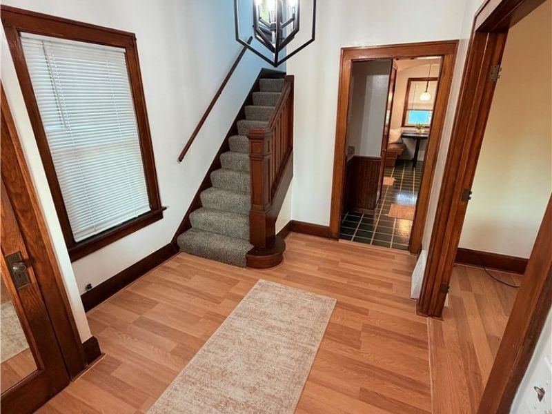 963 Warren Avenue , Niles, OH 44446 Photo 5