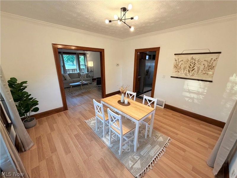 963 Warren Avenue , Niles, OH 44446 Photo 7