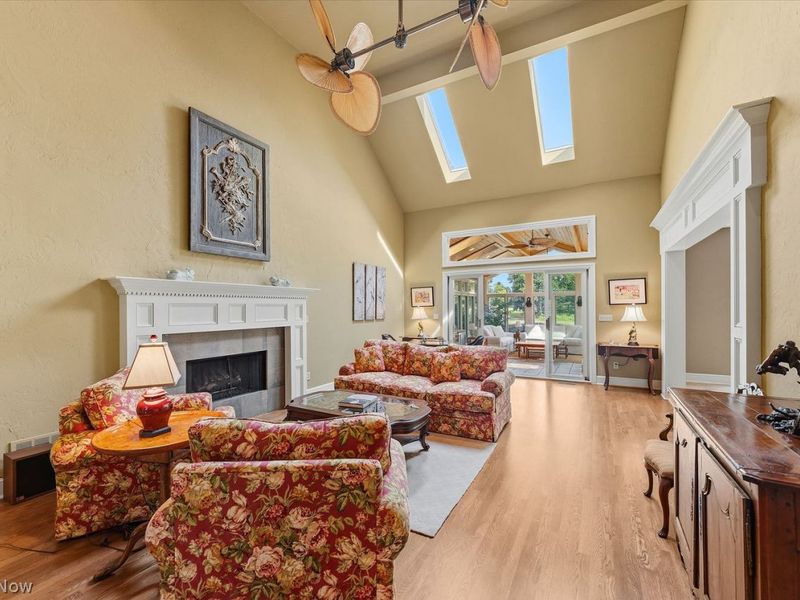 3825 Weymouth Woods Drive, Medina, OH 44256 Photo 6