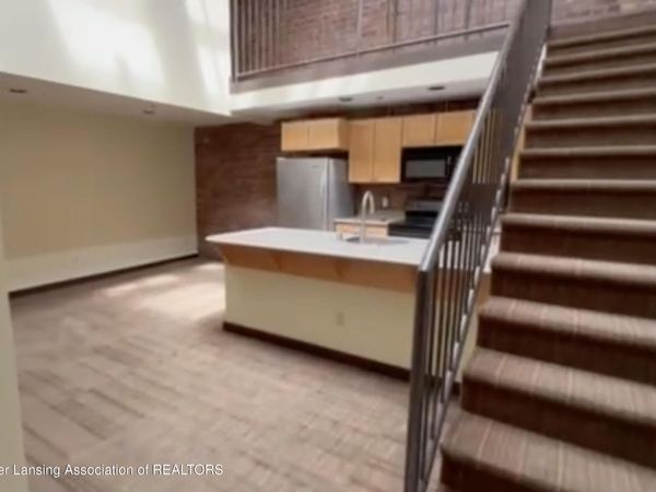 113 Pere Marquette Drive, Lansing, MI 48912