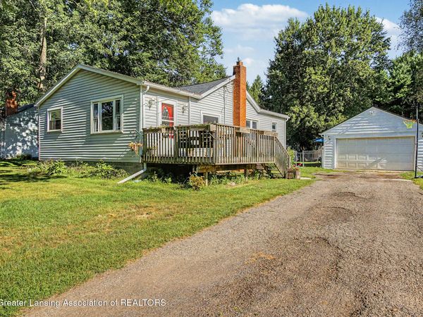 626 Murphy, Jackson, MI 49202