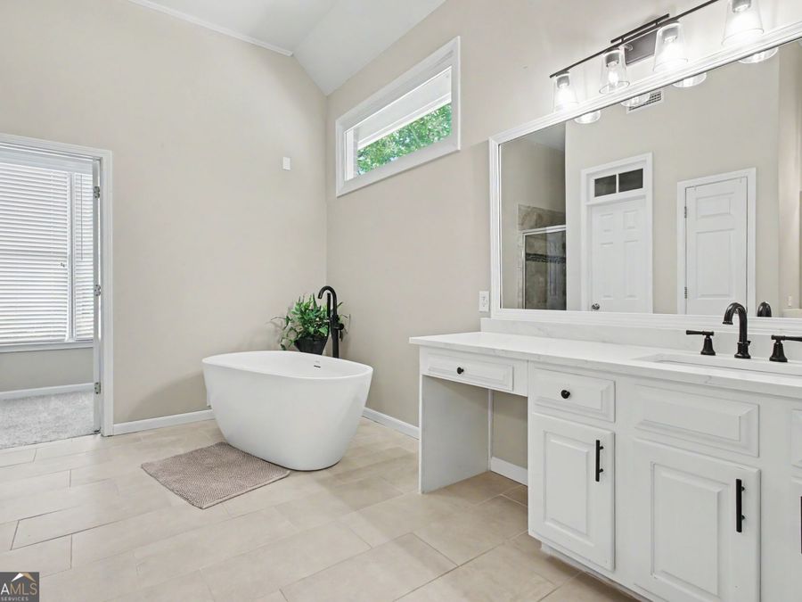 Property Image 58