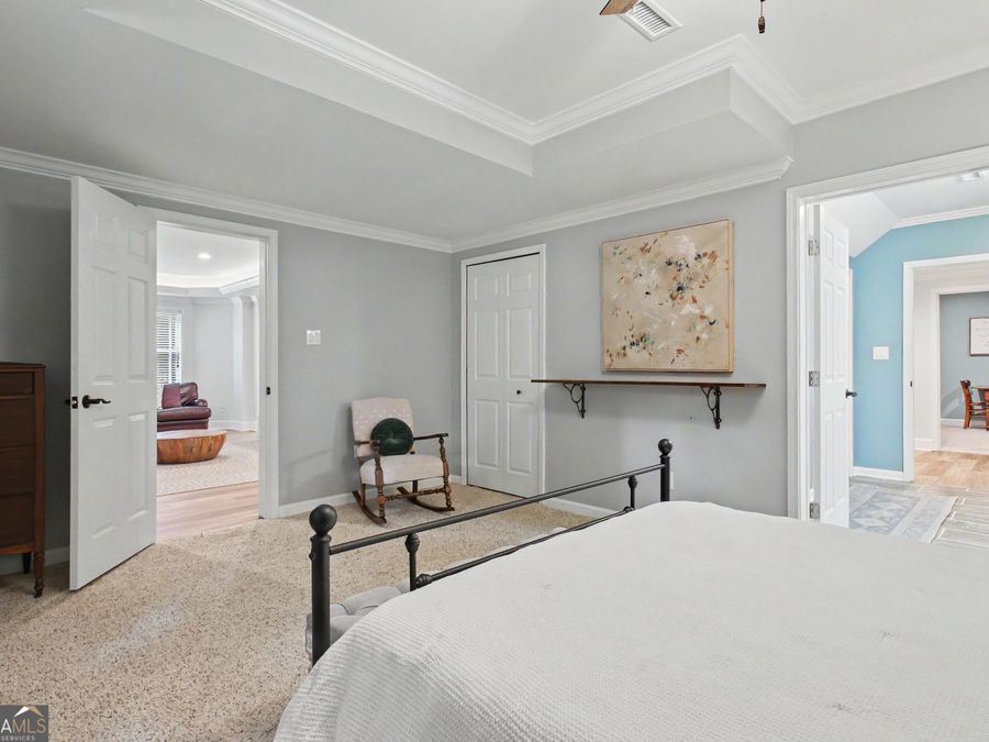 Property Image 100