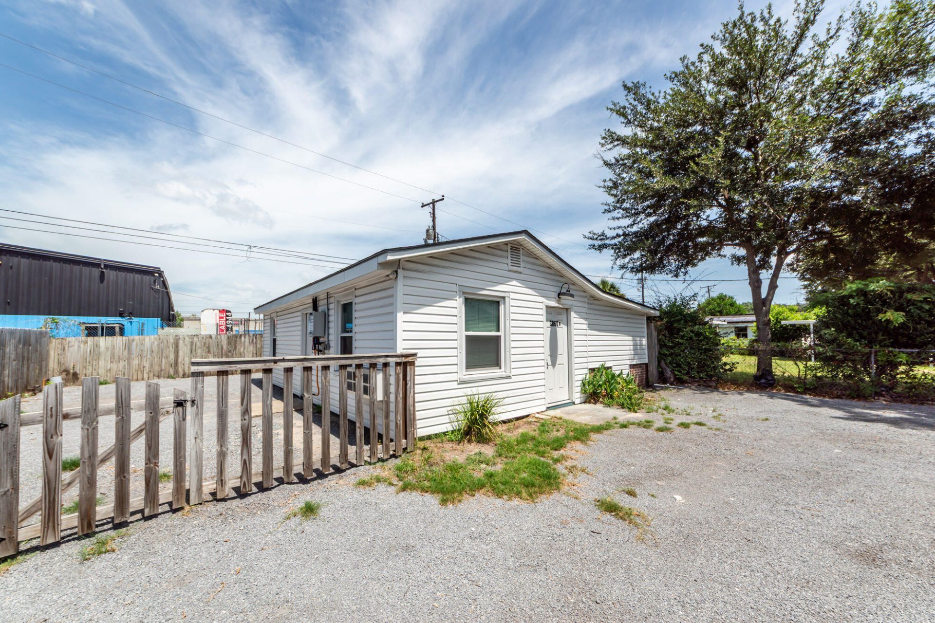 3860 Chestnut Street Photo 25