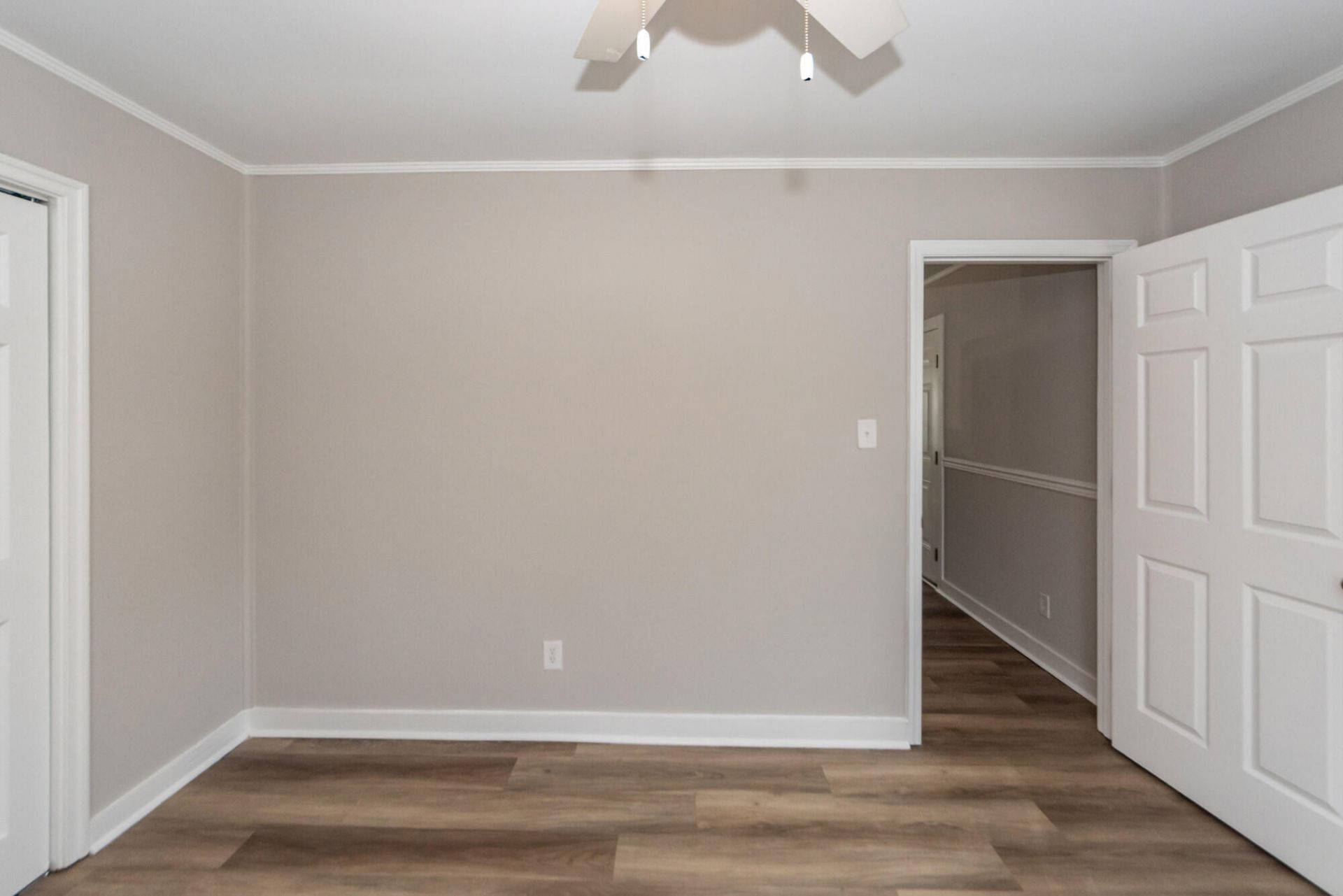 3860 Chestnut Street Photo 8