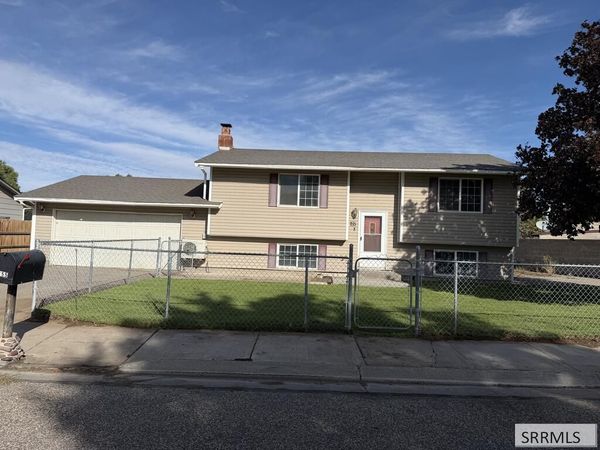 155 Hummingbird Lane, SHELLEY, ID 83274