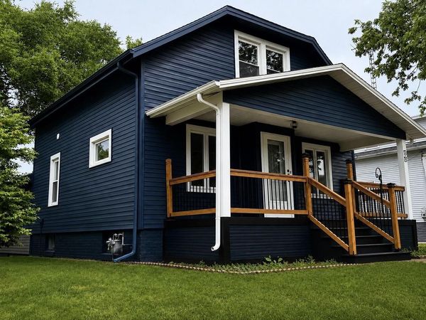 1313 S 13th STREET, Manitowoc, WI 54220