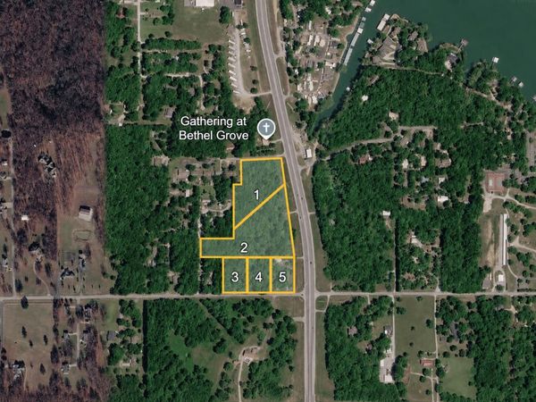Grove, OK 74344
