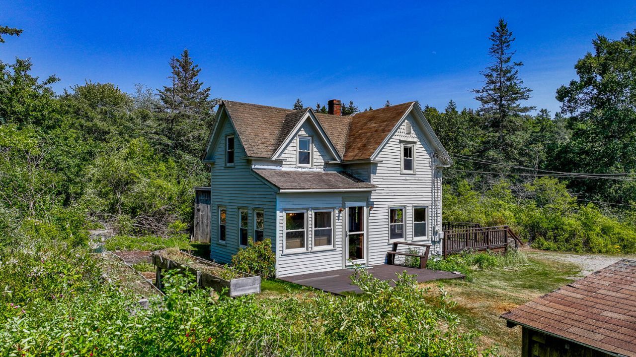 376 Glenmere Road , Saint George, ME 04860 Main Photo