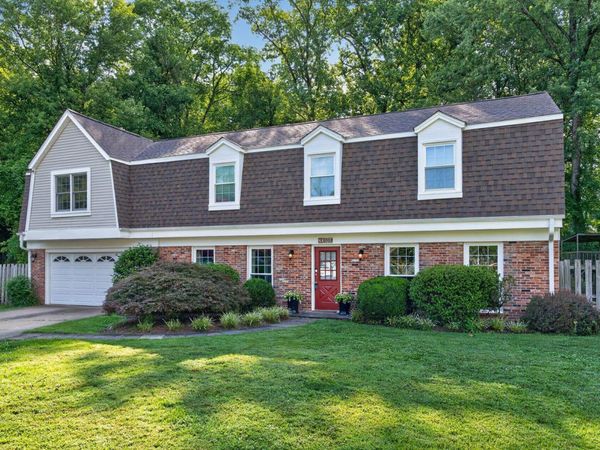 8000 WOODCROFT COURT, DUNN LORING, VA 22027